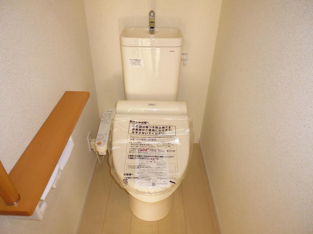 Toilet. 2013.12.3 shooting