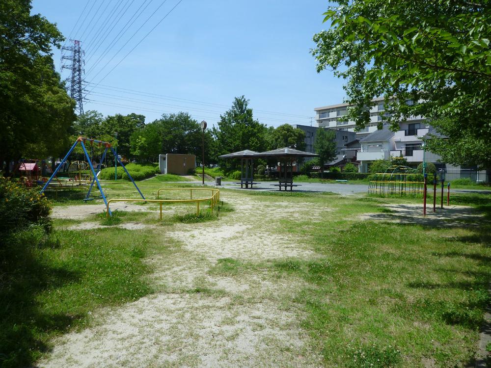 park. 491m until Manjo park