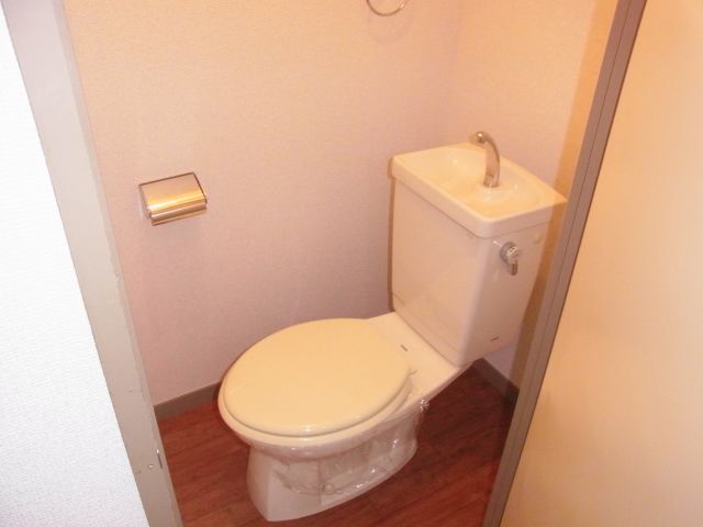 Toilet