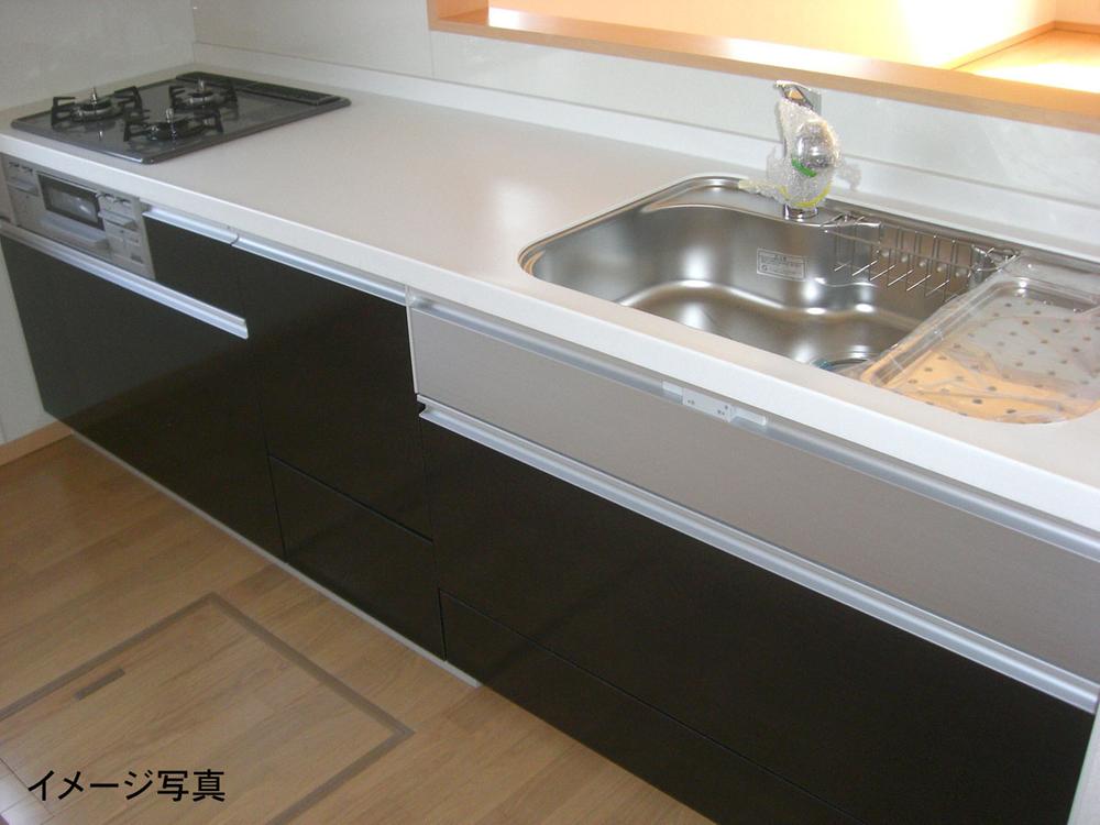 Same specifications photo (kitchen).    Building 2 Kitchen image photo popular face-to-face kitchen