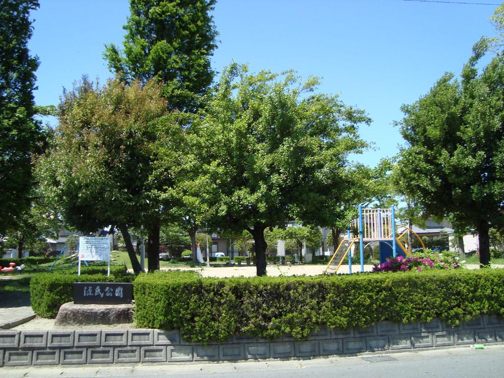 park. 763m to Genji park