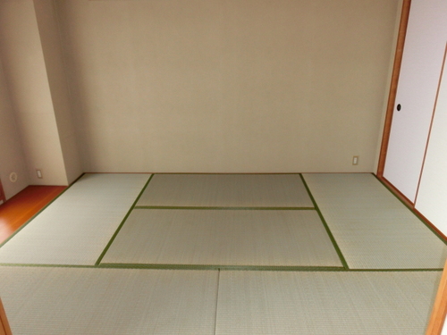 Other room space. Japanese-style room about 6.0 tatami