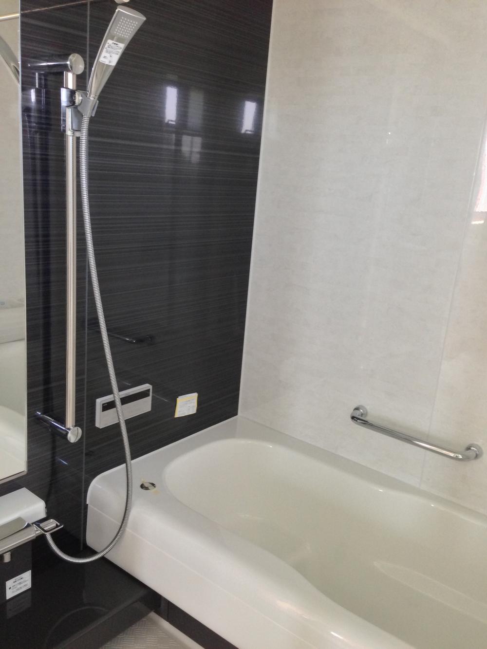 Bathroom. Stylish unit bus