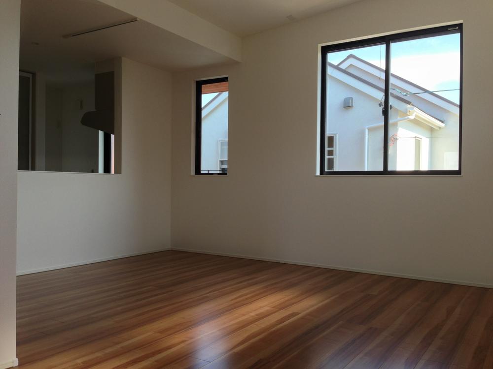 Living. Local (August 2013) Shooting