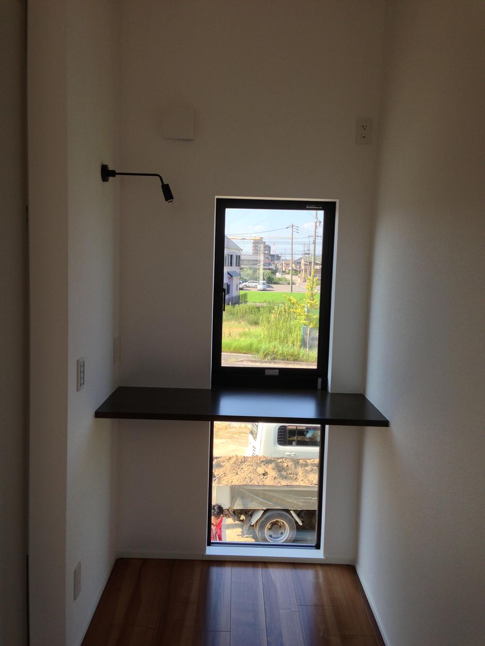 Other. Chilling wear study space