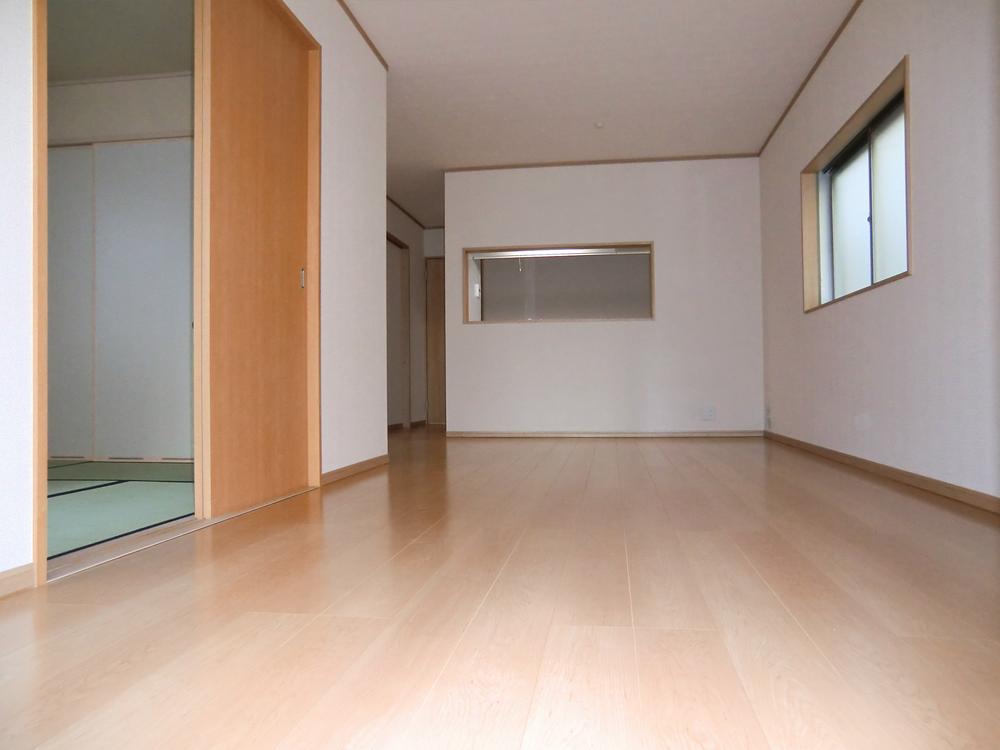 Living. ◇ living ◇  16 Pledge of spread, Tsuzukiai 22 Pledge  Yang per well in the south! ! 