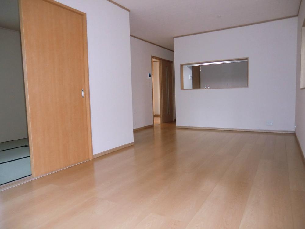 Living. ◇ living ◇  16 Pledge of spread, Tsuzukiai 22 Pledge  Yang per well in the south! ! 