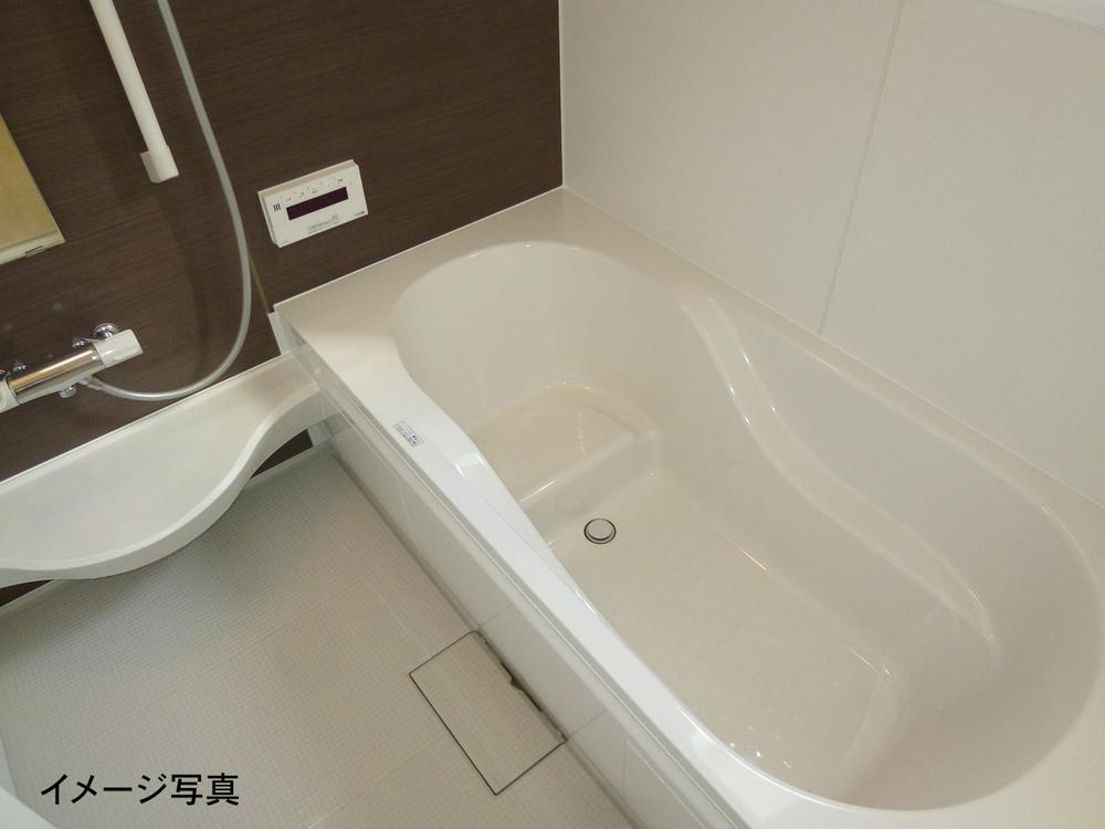 Same specifications photo (bathroom).  ◆ Bathroom dryer with ◆ 