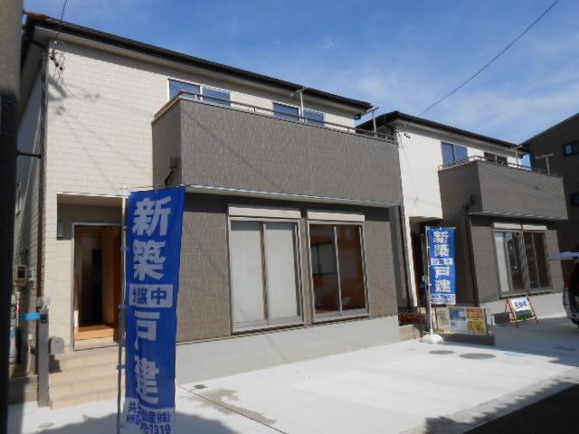 Local appearance photo. Local (11 May 2013) Shooting