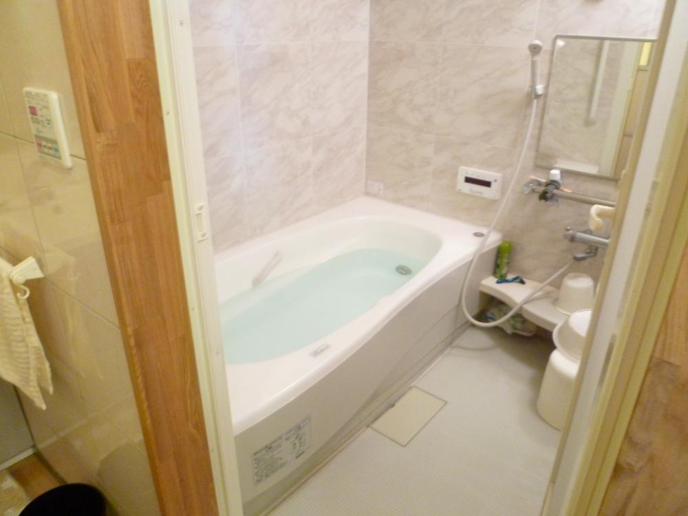 Bathroom. Room (May 2013) Shooting