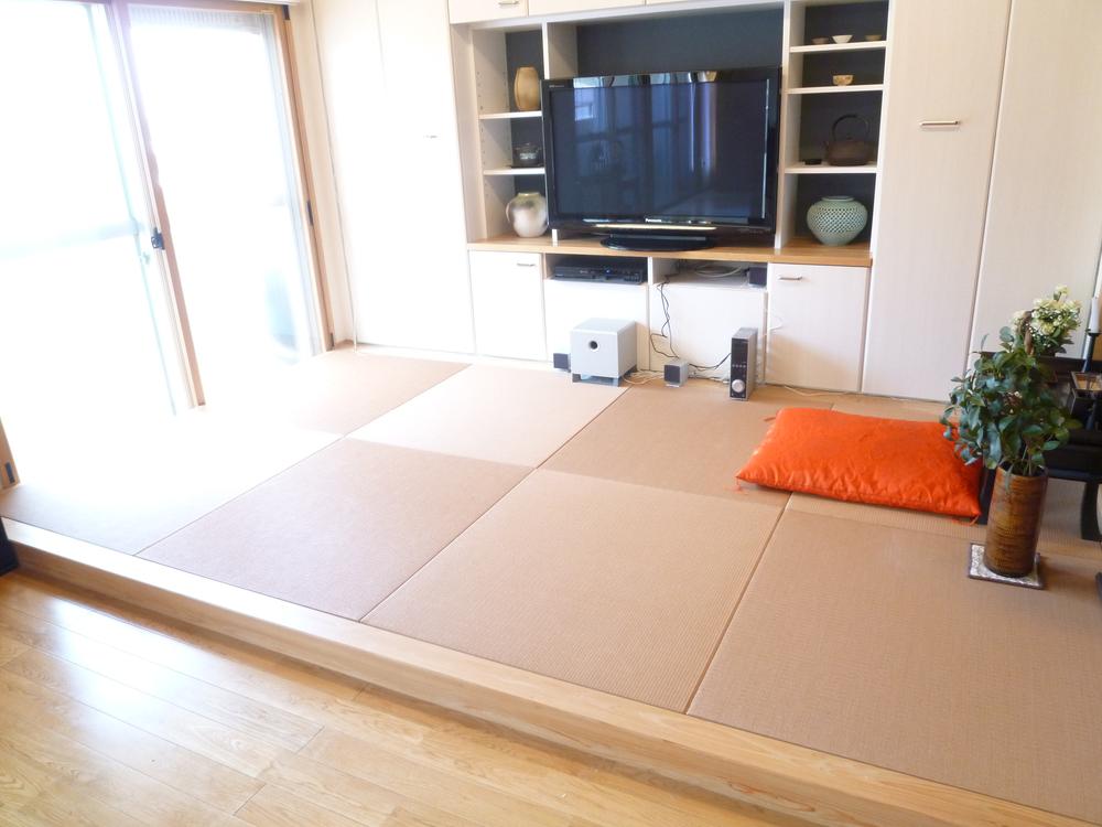 Non-living room. Room (May 2013) Shooting