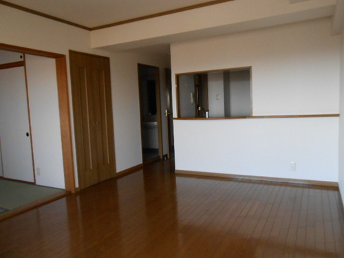 Living and room. Living dining about 11.2 tatami