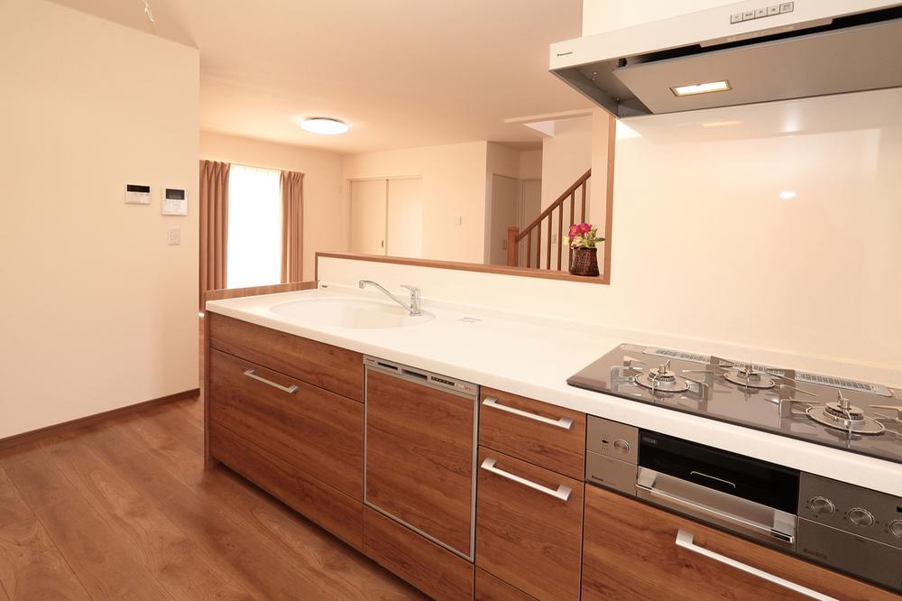 Kitchen.  [Building C Kitchen] Functional Panasonic Living station