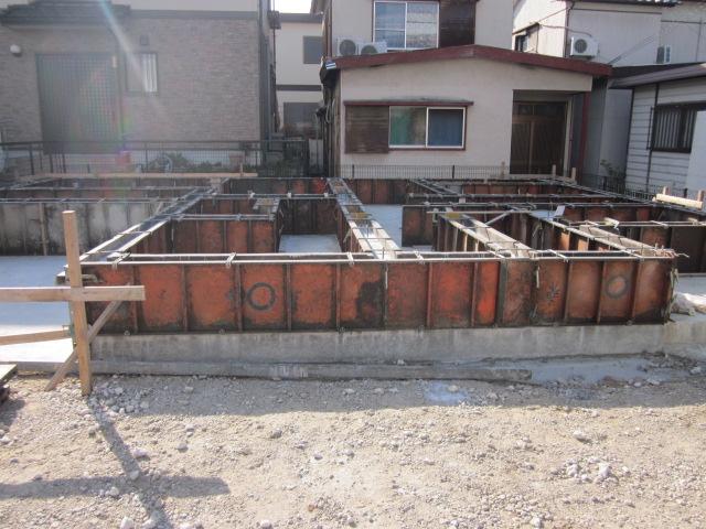 Local appearance photo. Local (12 May 2013) Shooting