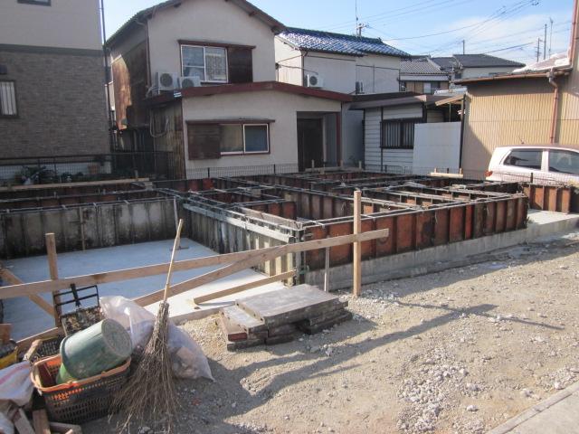 Local appearance photo. Local (12 May 2013) Shooting