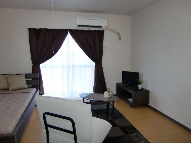 Living and room. Air-conditioned 1 groups