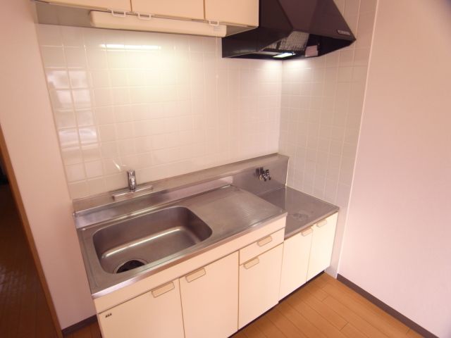 Kitchen. It can be installed favorite gas stove.