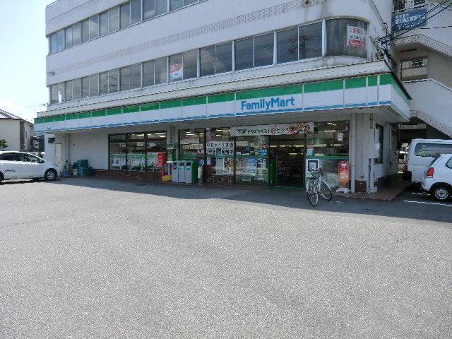 Convenience store. FamilyMart 773m until the new Anjo store (convenience store)