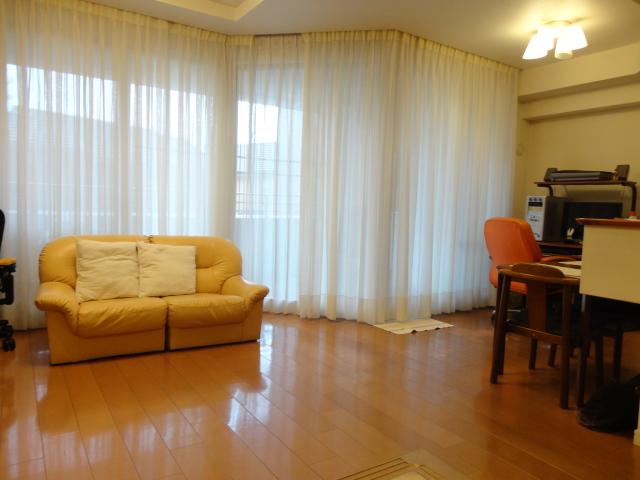 Living. July 2012 shooting About 12 Pledge of living-dining We come with floor heating.