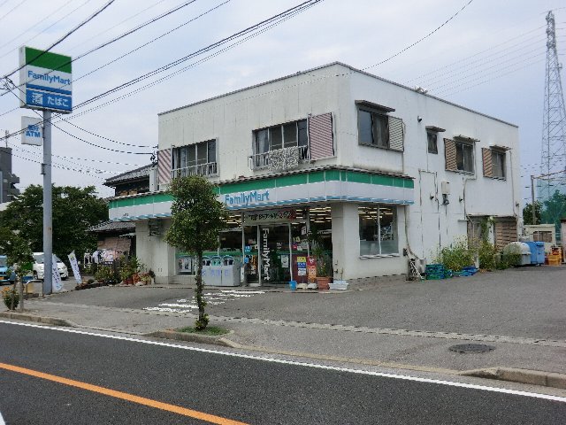 Convenience store. 73m to Family Mart (convenience store)
