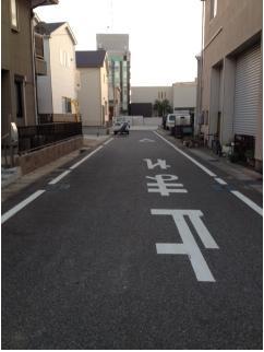 Local photos, including front road. Local (11 May 2013) Shooting