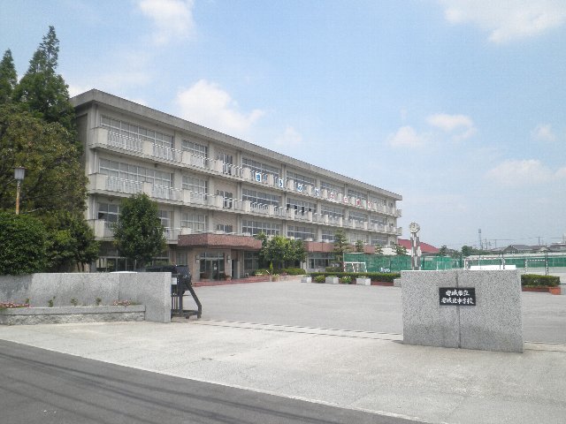 Junior high school. Akikita 696m until junior high school (junior high school)