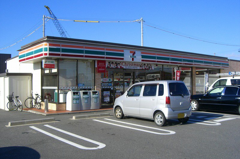 Convenience store. Seven-Eleven Anjo Ogawamachi store up (convenience store) 725m
