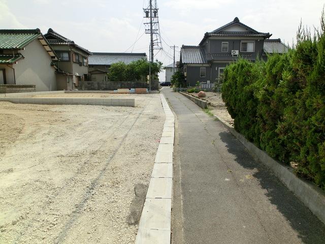 Local photos, including front road. Local photos, including front road 2013 July 20 shooting