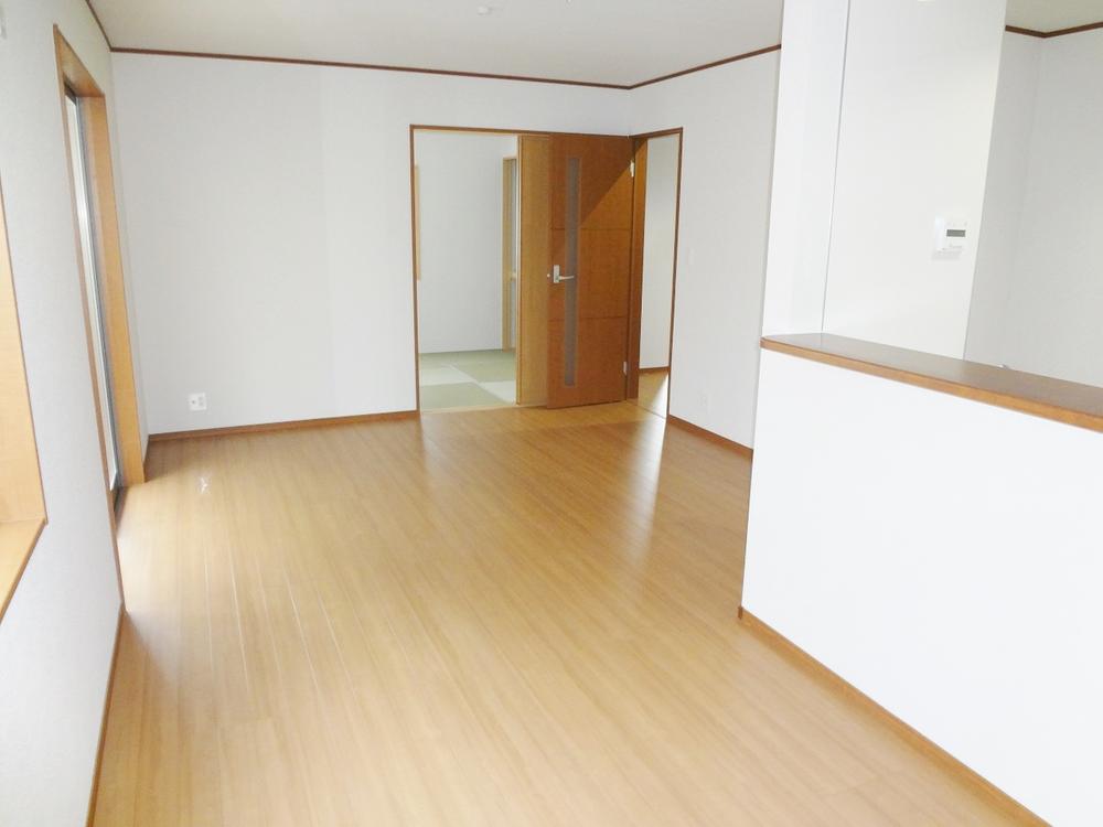 Living. Indoor (11 May 2013) Shooting 1 Building