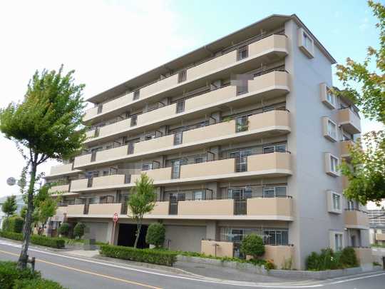 Local appearance photo. Exterior (1)