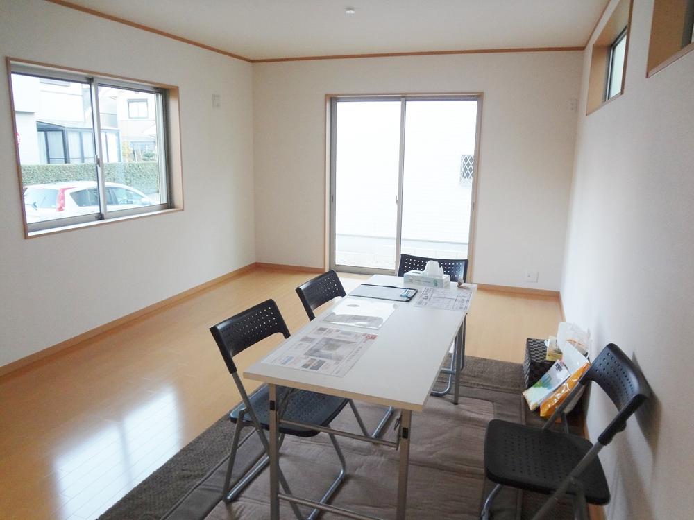 Living. Indoor (10 May 2013) Shooting