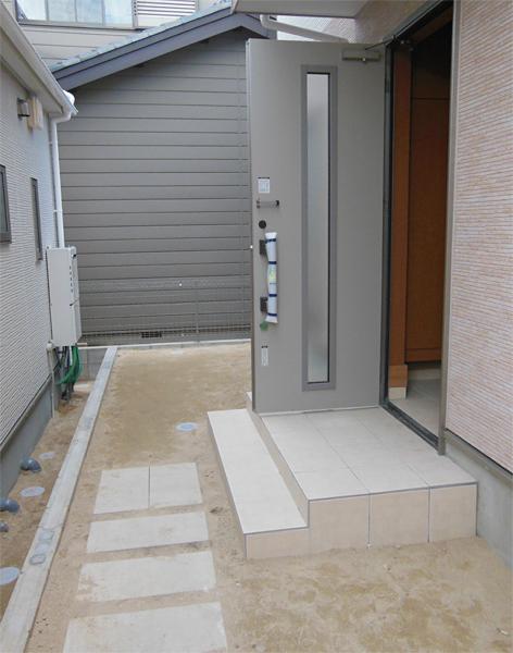 Entrance. Local Building 2 2013 late November shooting