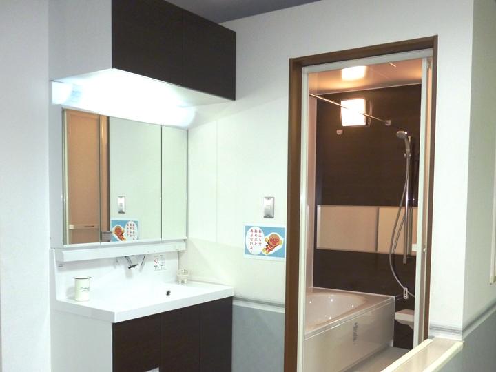 exhibition hall / Showroom. It is a wash basin and bathroom. Functionality, Excellent bathroom design, In fact, please visit