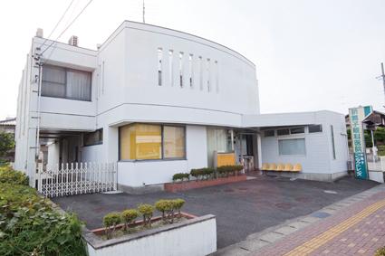 Hospital. Shinmaiko to ophthalmology clinic 560m