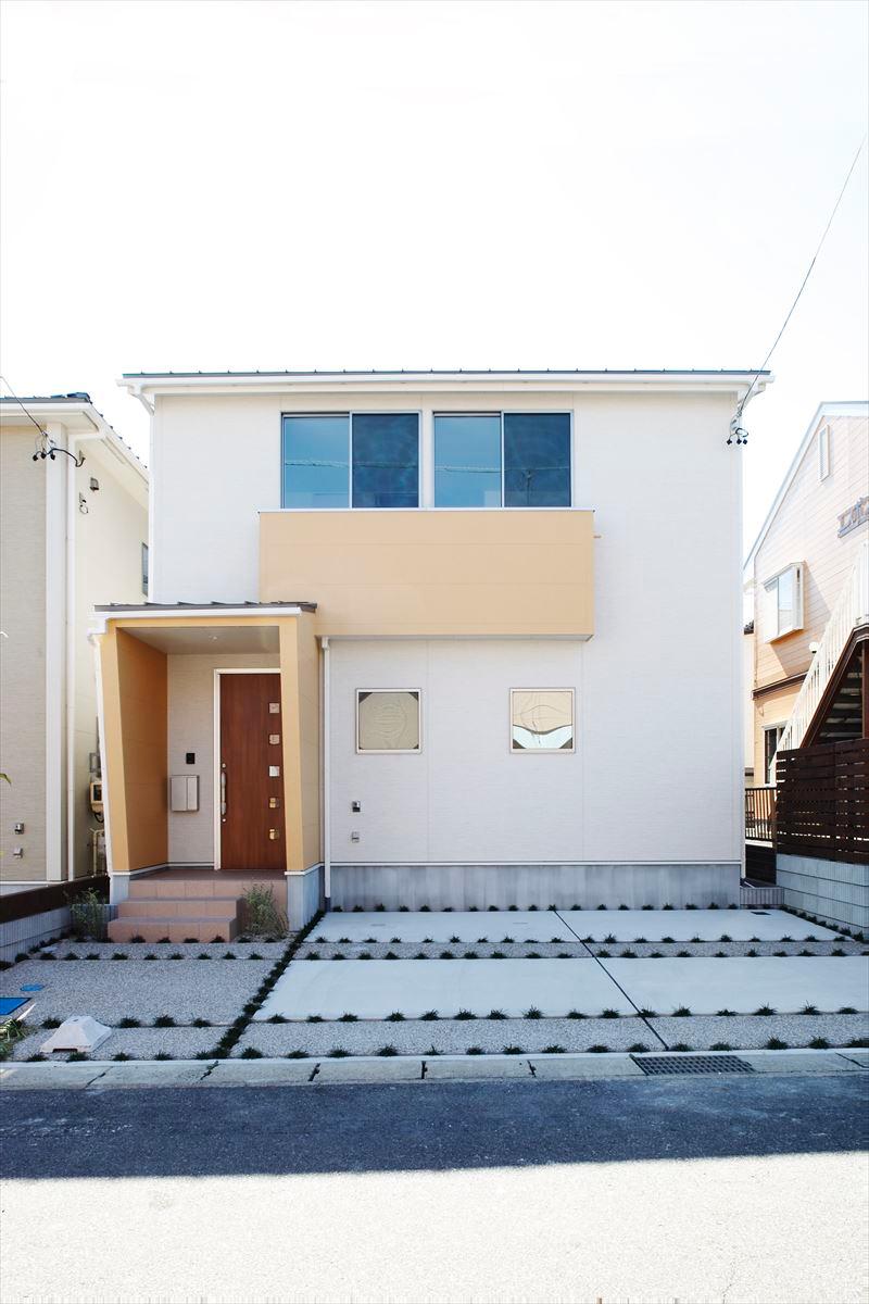 Local appearance photo. A Togaikan photo LDK to 1F ・ Japanese-style room ・ Water around, 2F4 rooms full 5LDK plan of