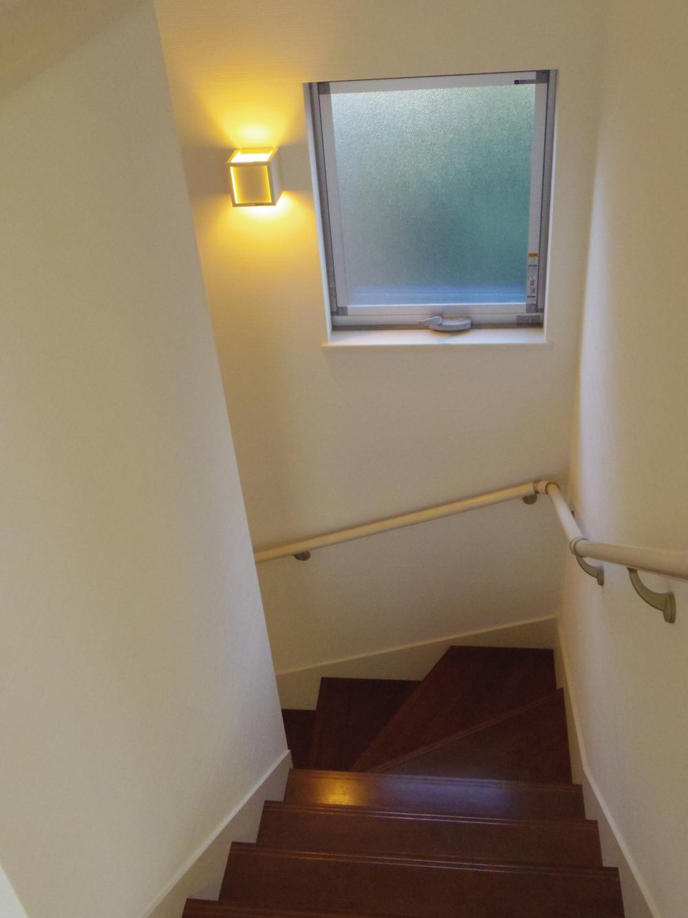 Non-living room. Indoor (12 May 2013) Shooting