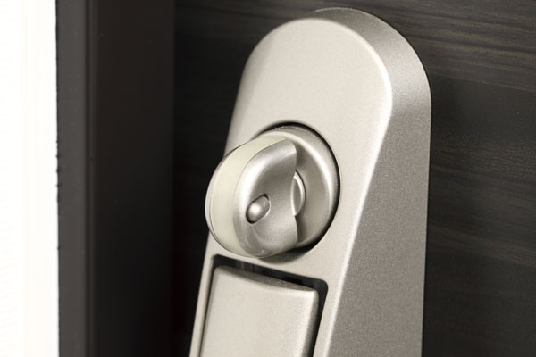 Security.  [Thumb turning prevention feature] Function to prevent the thumb once to open the door locks using the tool has provided (same specifications)