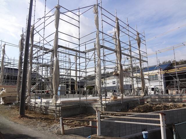 Local appearance photo. Local (12 May 2013) Shooting