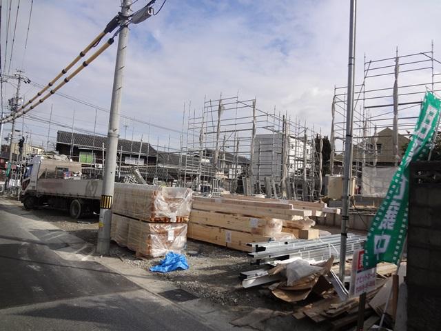 Local appearance photo. Local (12 May 2013) Shooting