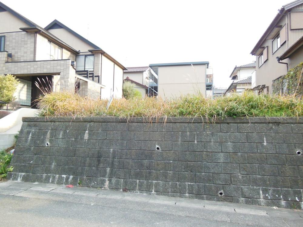 Local appearance photo. Local (12 May 2013) Shooting