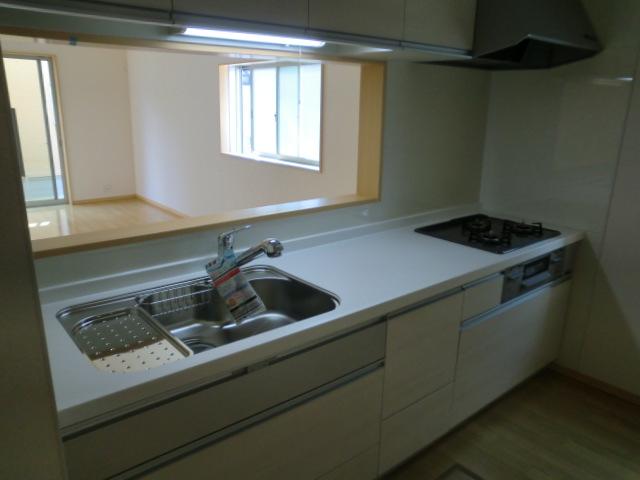 Kitchen. In face-to-face kitchen, You momentum also conversation of family