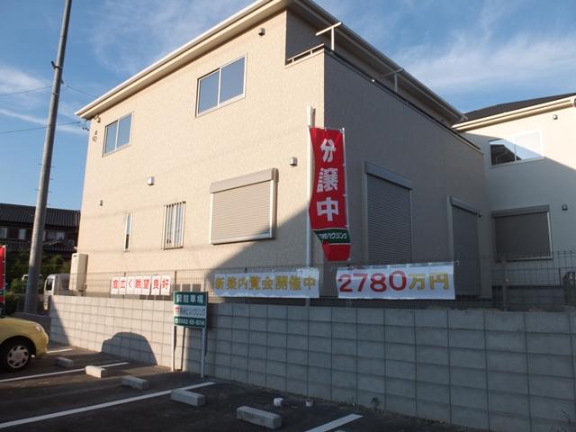 Local photos, including front road. Local (September 2013) Shooting