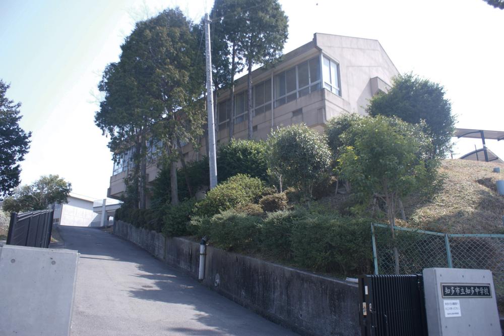 Junior high school. Chita Municipal Chita until junior high school 623m