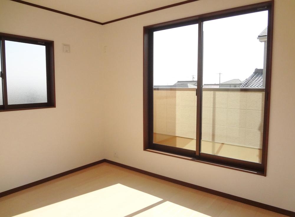 Non-living room. Indoor (11 May 2013) Shooting