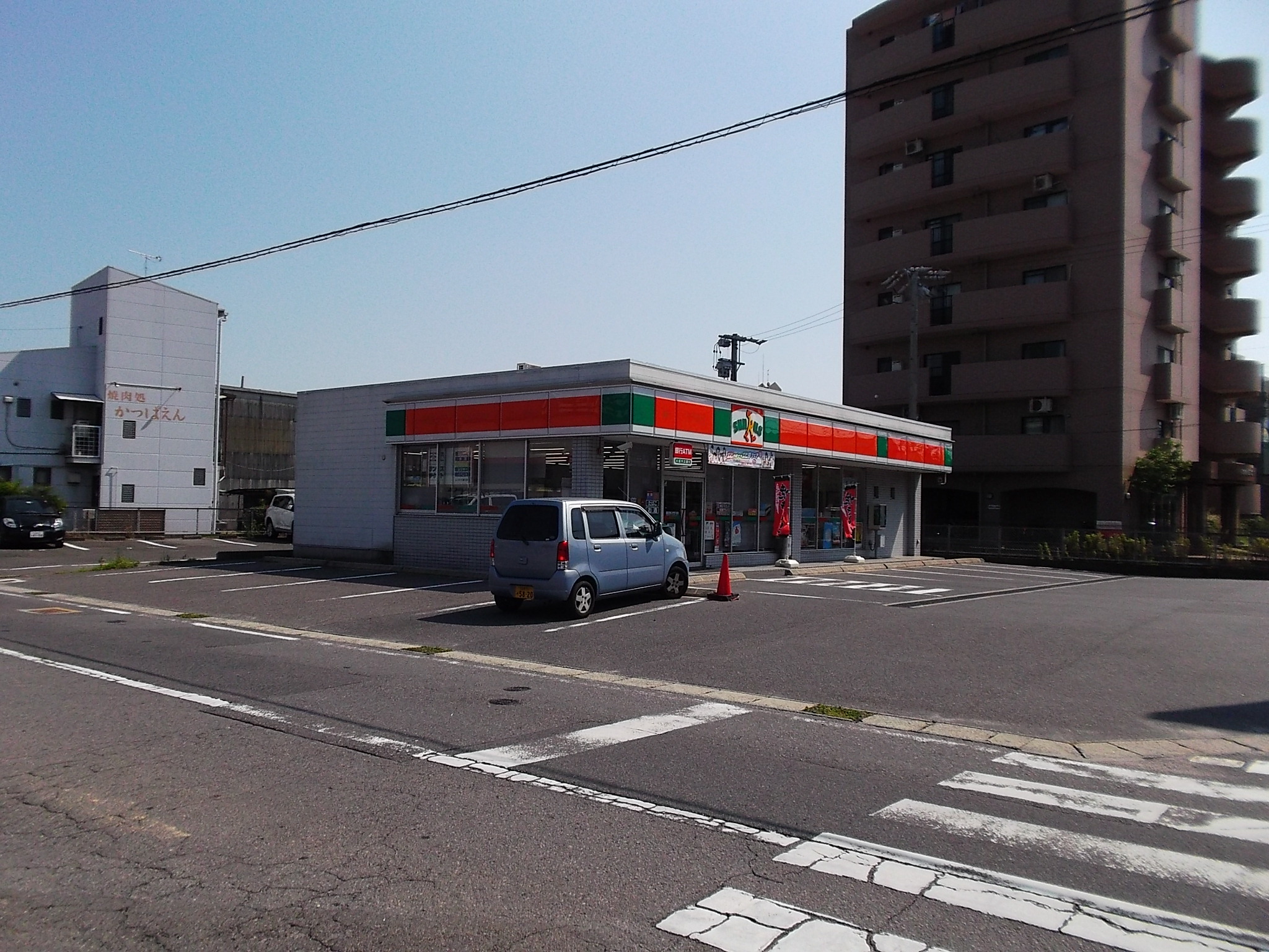 Convenience store. Thanks Higashiura Station store up to (convenience store) 1144m