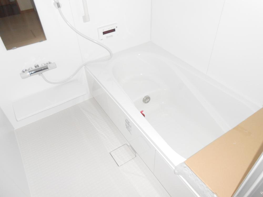 Bathroom. Bathroom dryer with bus