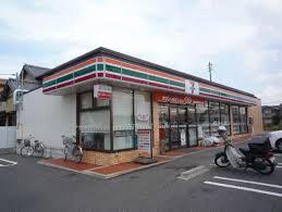 Convenience store. Seven-Eleven Taketoyo Sunagawa Hashiminami 543m to shop