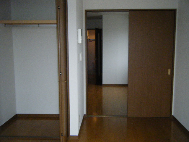 Other room space