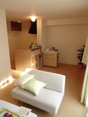 Living and room. living  ※ furniture ・ Consumer electronics kind is an image.