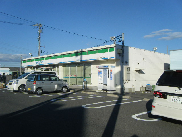 Convenience store. FamilyMart Mihama Okuda store up (convenience store) 685m